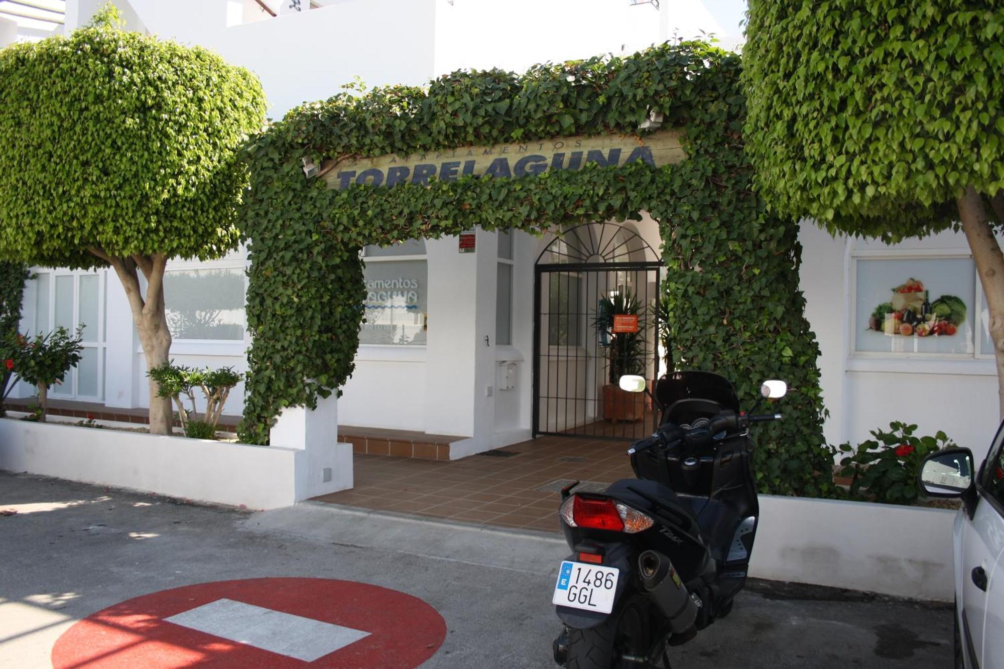 Apartamentos Torrelaguna Vera Exterior photo