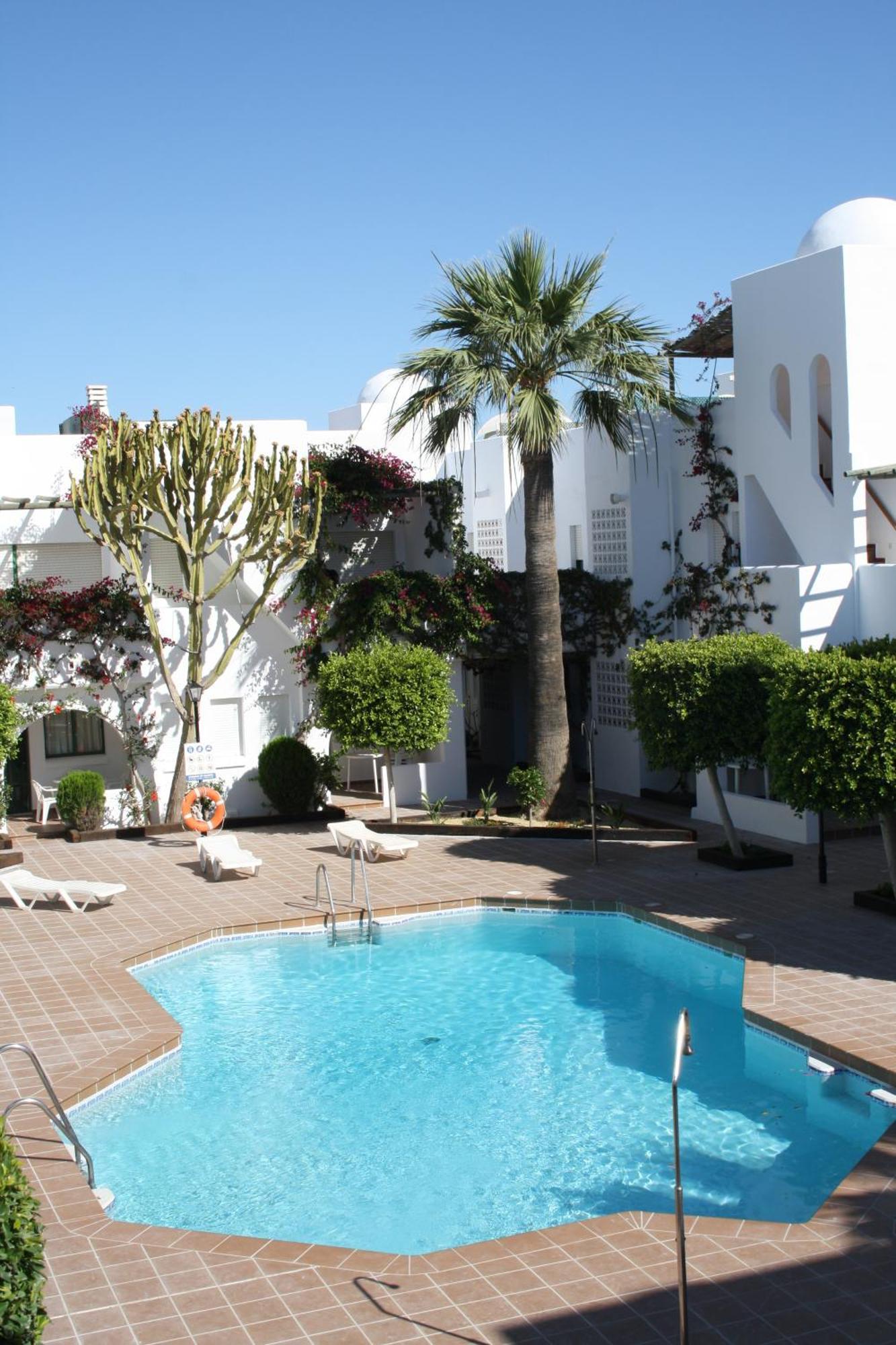Apartamentos Torrelaguna Vera Exterior photo