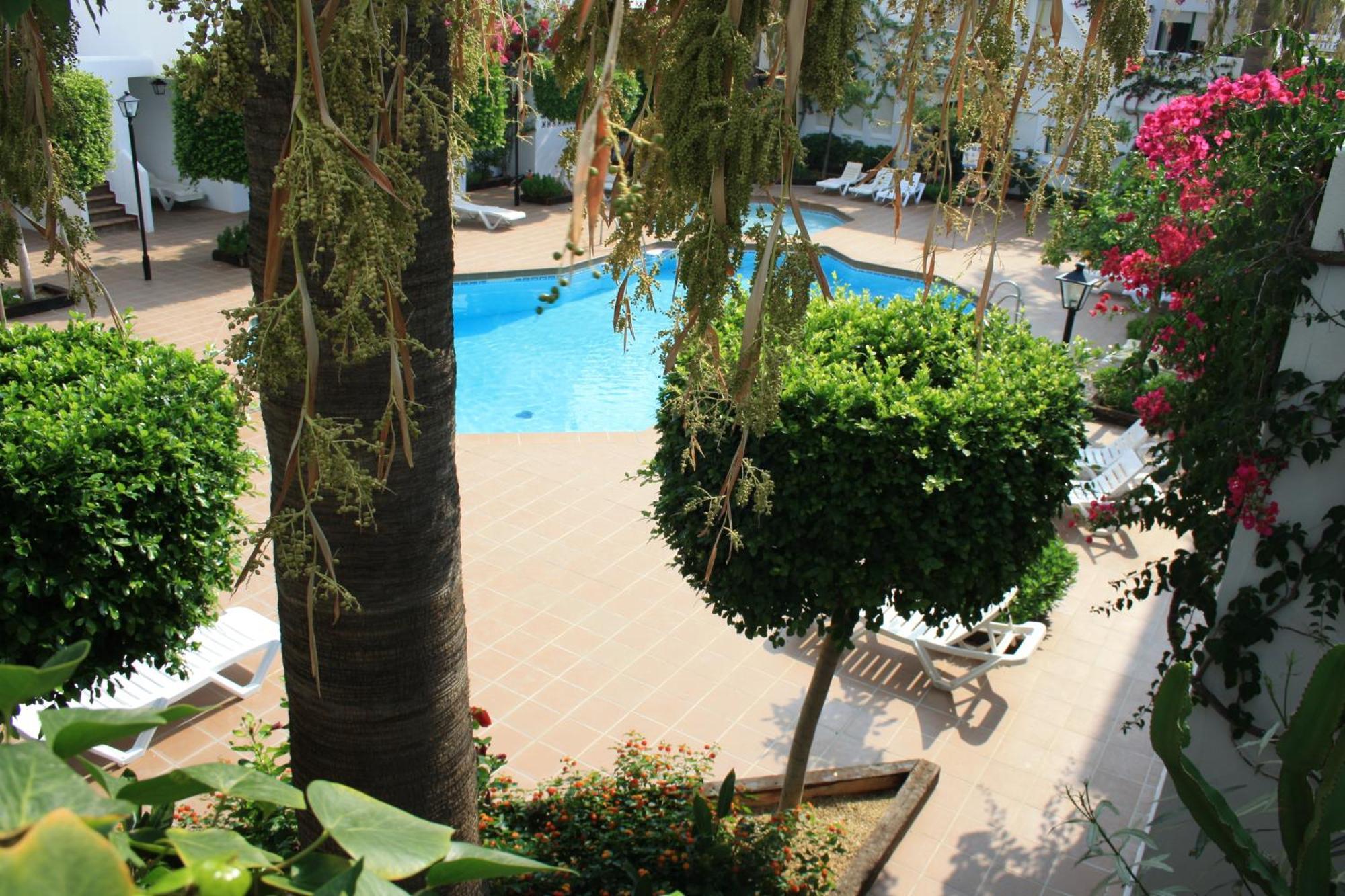 Apartamentos Torrelaguna Vera Exterior photo